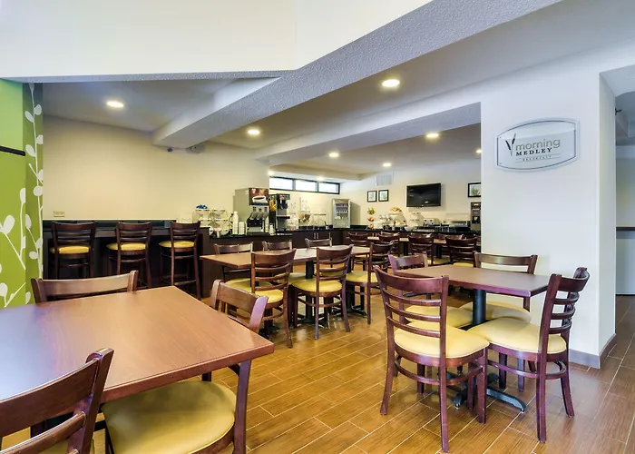 Inn Sleep Midway Airport 4*