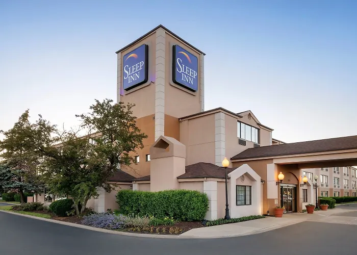 Sleep Midway Airport 4*