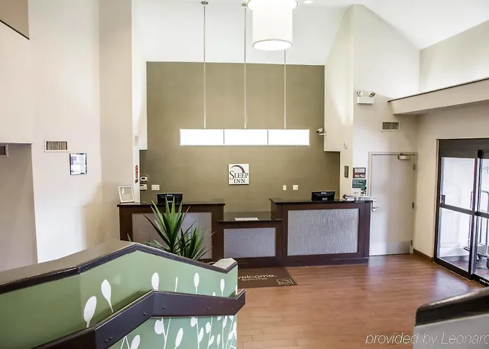 Inn Sleep Midway Airport 4*