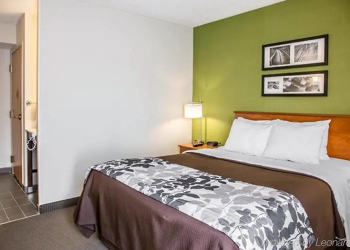 Sleep Midway Airport Inn